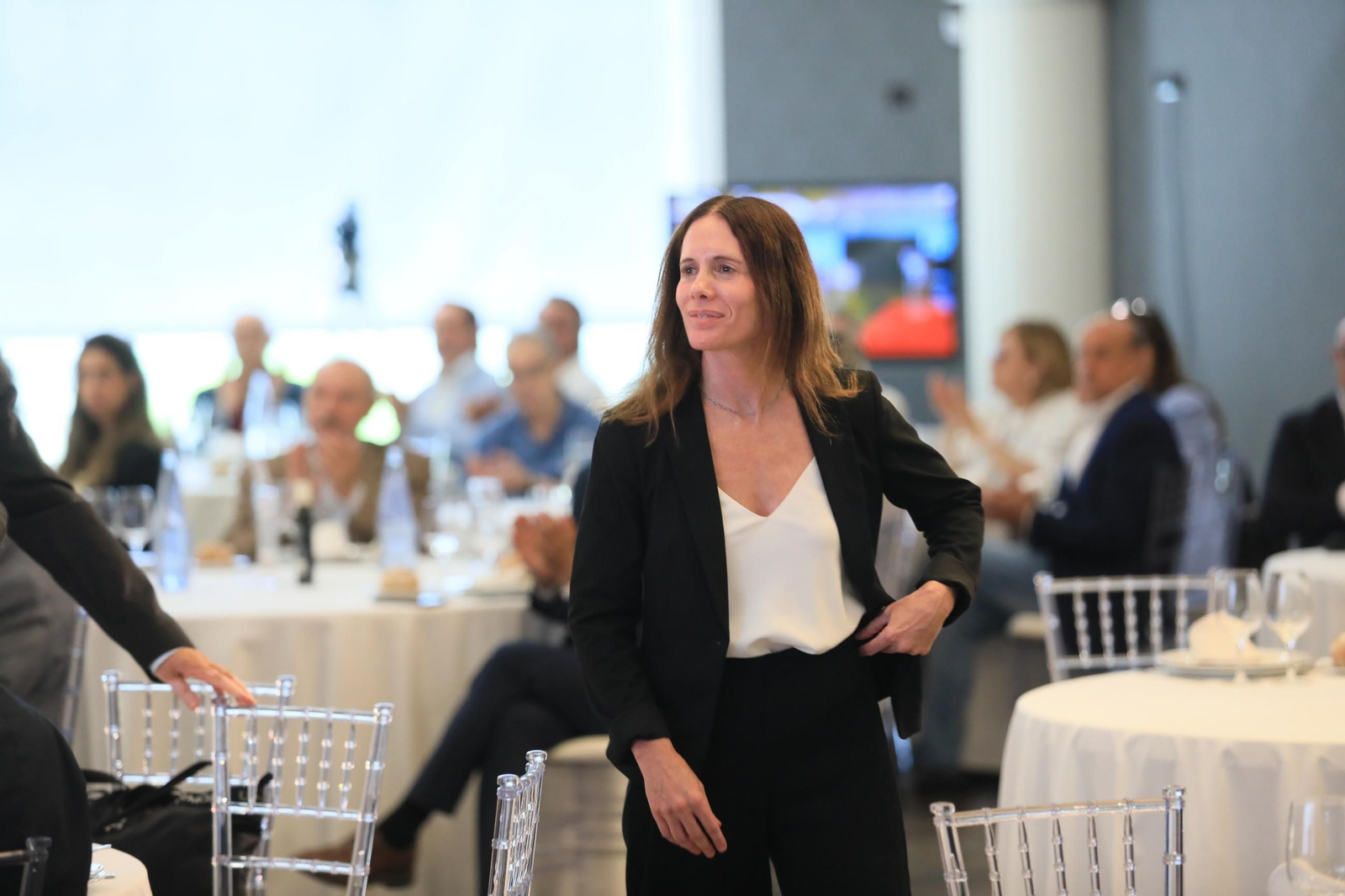 Galería | Numerosos invitados se dan cita en el Foro La Región para escuchar a Luciana Taft, consultora de AFI