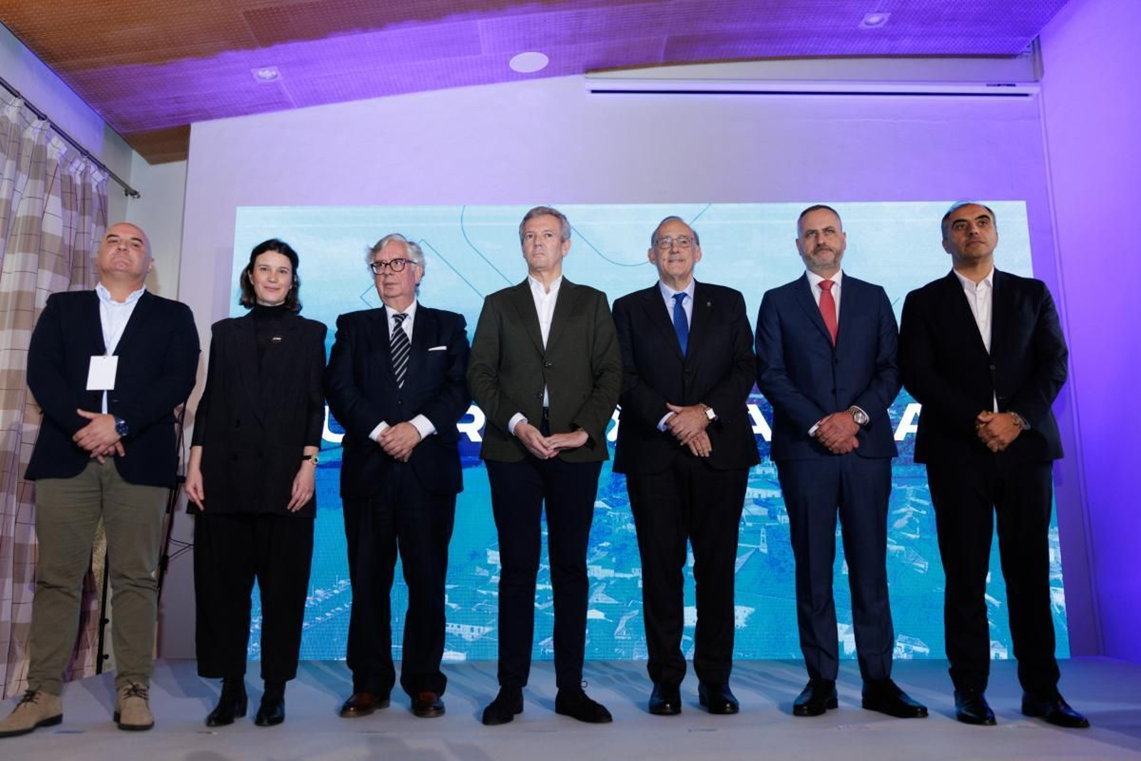 Firma del manifiesto por todos los actores implicados en el emprendimiento en Galicia.