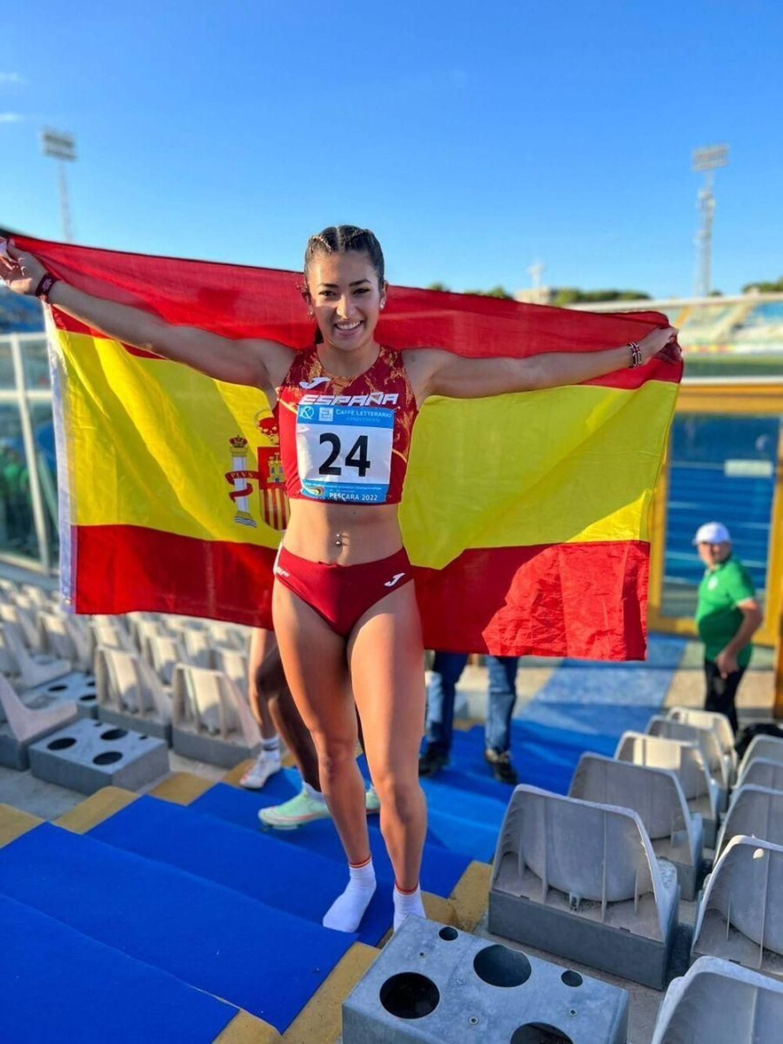 La atleta burgalesa, Lucía Carrillo, durante el Campeonato del Mundo de Relevos.