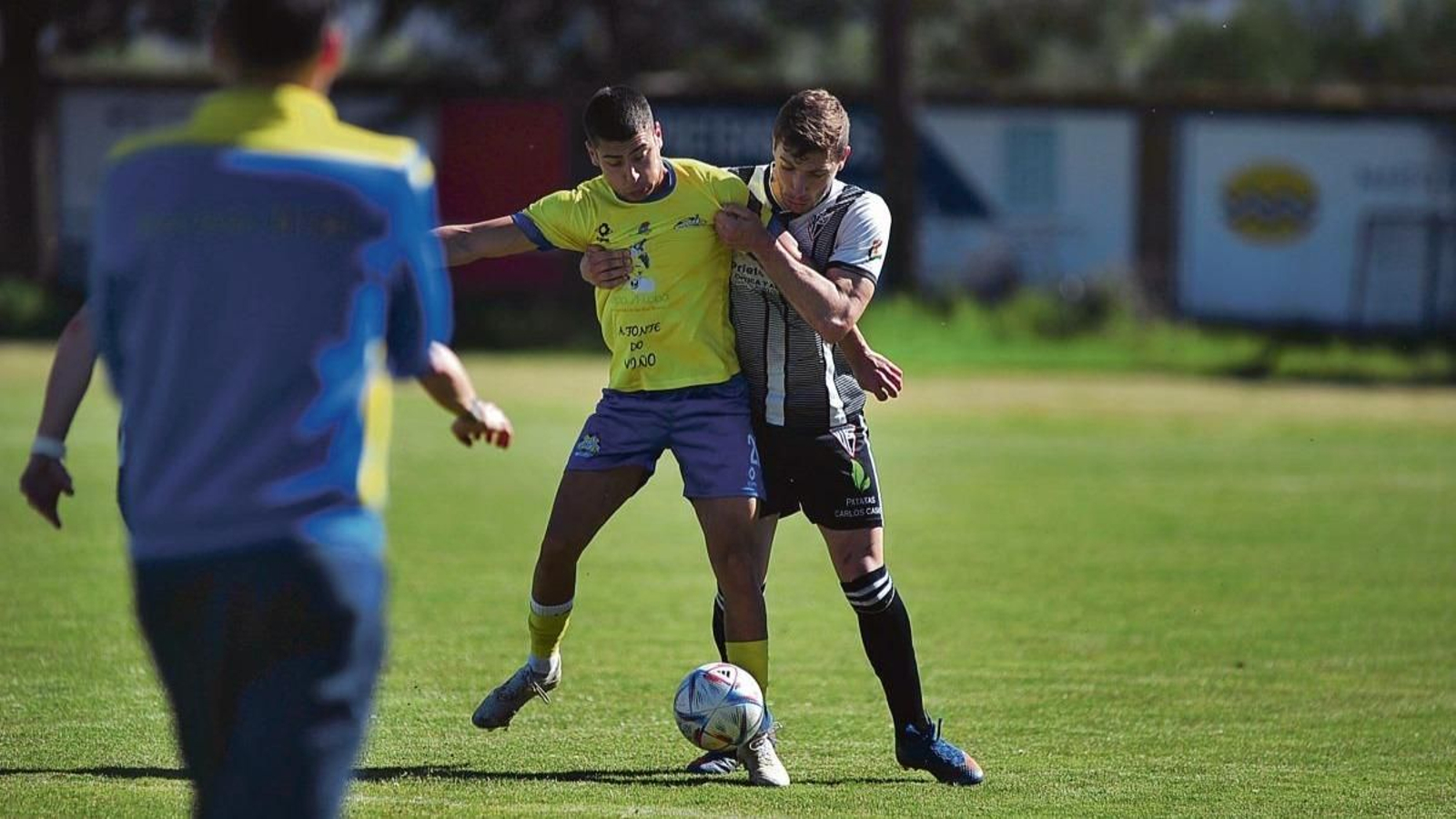 Iago Quintairos, del Antela (Foto: José Paz).