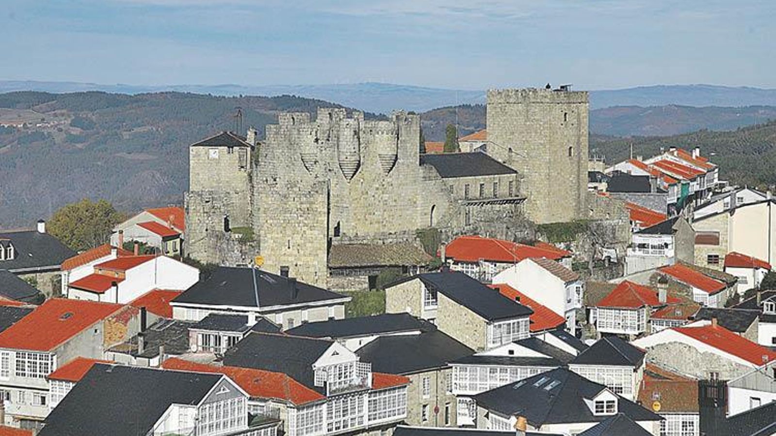 Castillo de Castro Caldelas