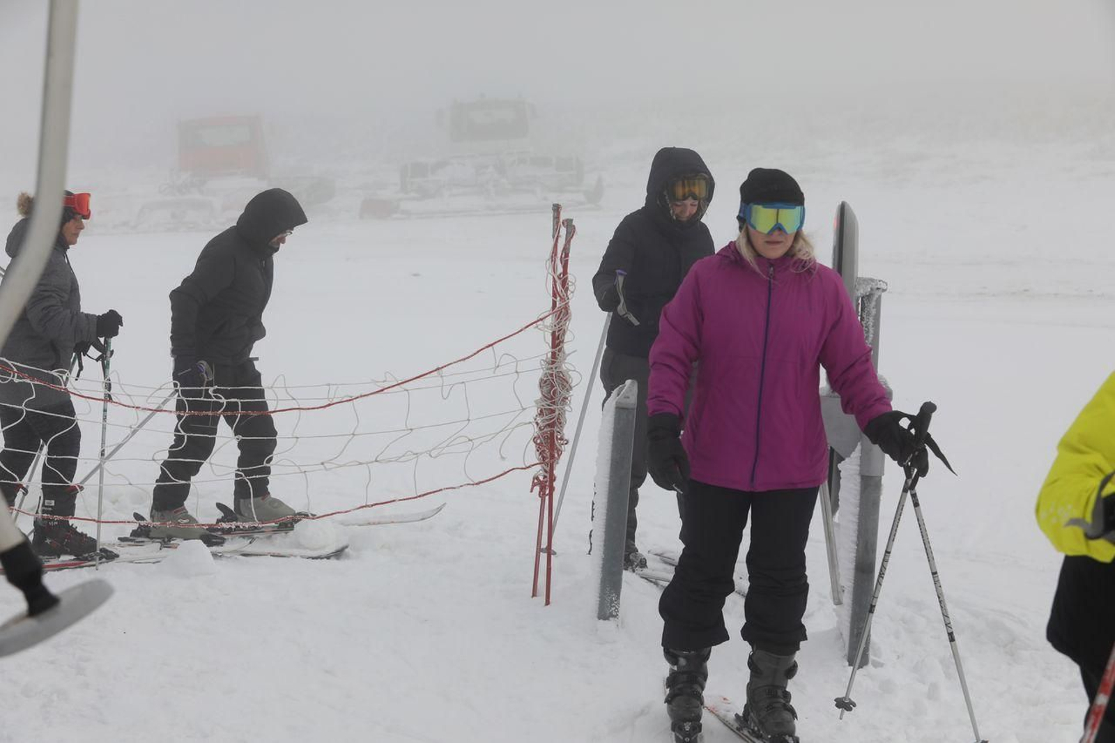 Jornada de esquí en la nieve (Foto: José Paz)