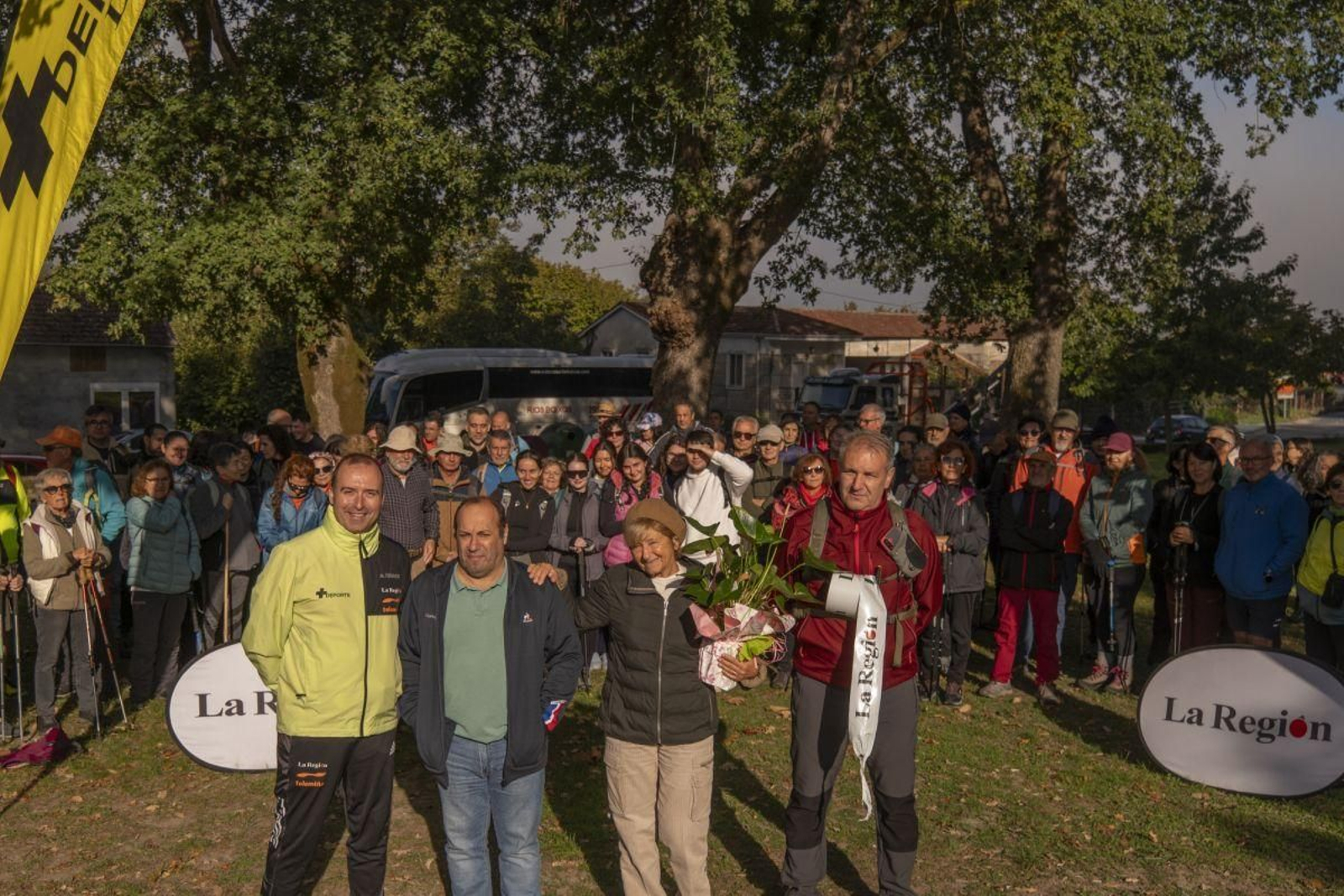 Flores, homenaje y mucho sentimiento en los momentos previos a una actividad que disfrutó de su tercera edición en la mañana del sábado.