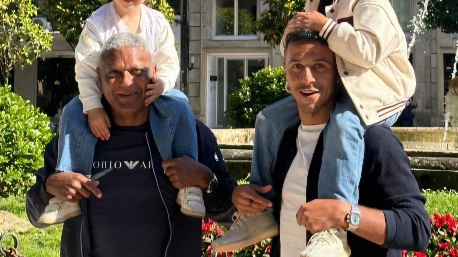 Mazinho y su hijo Thiago Alcántara en Vigo. // Instagram (@alcantarathaisa)