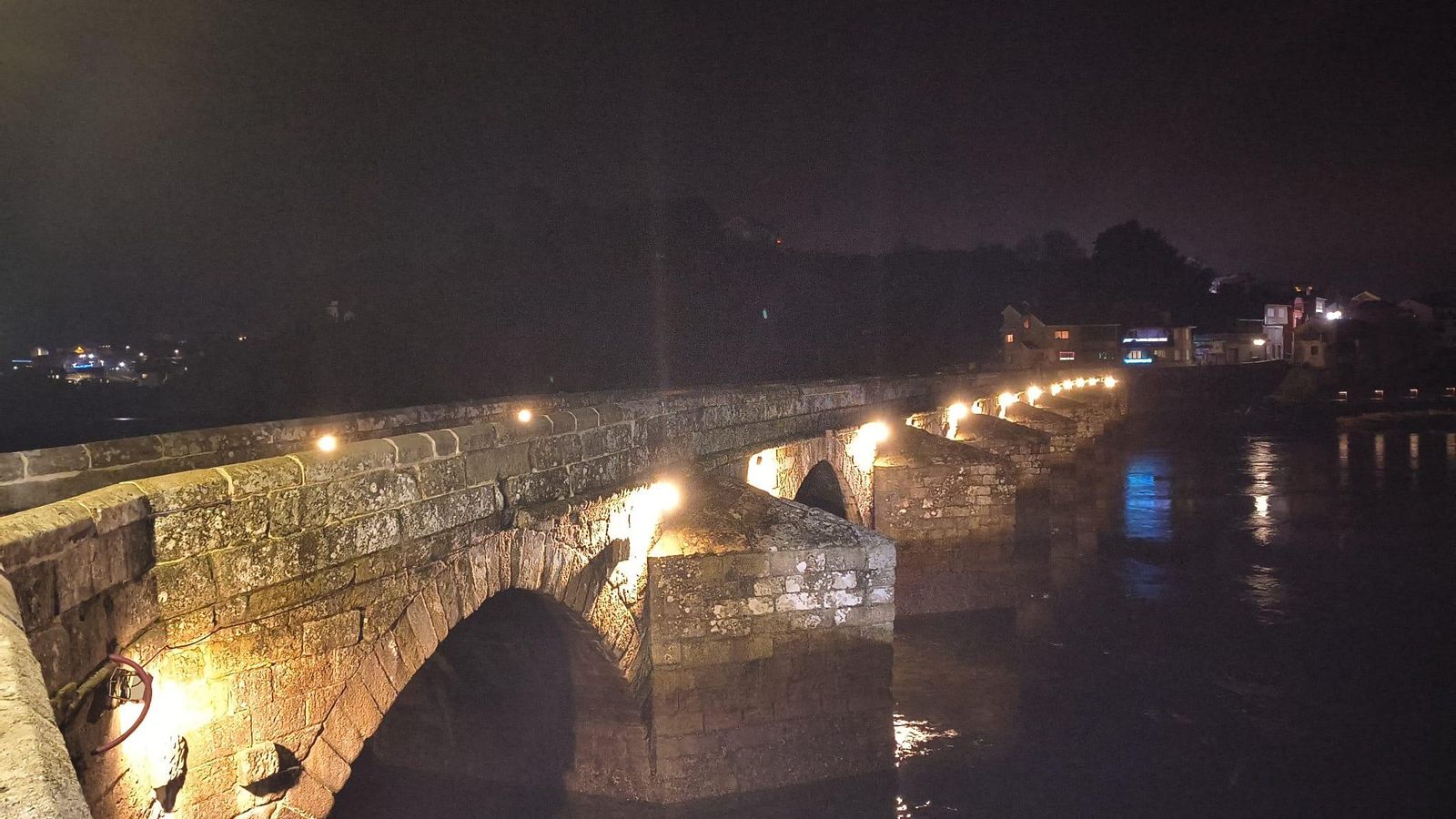 Iluminación lateral derecha