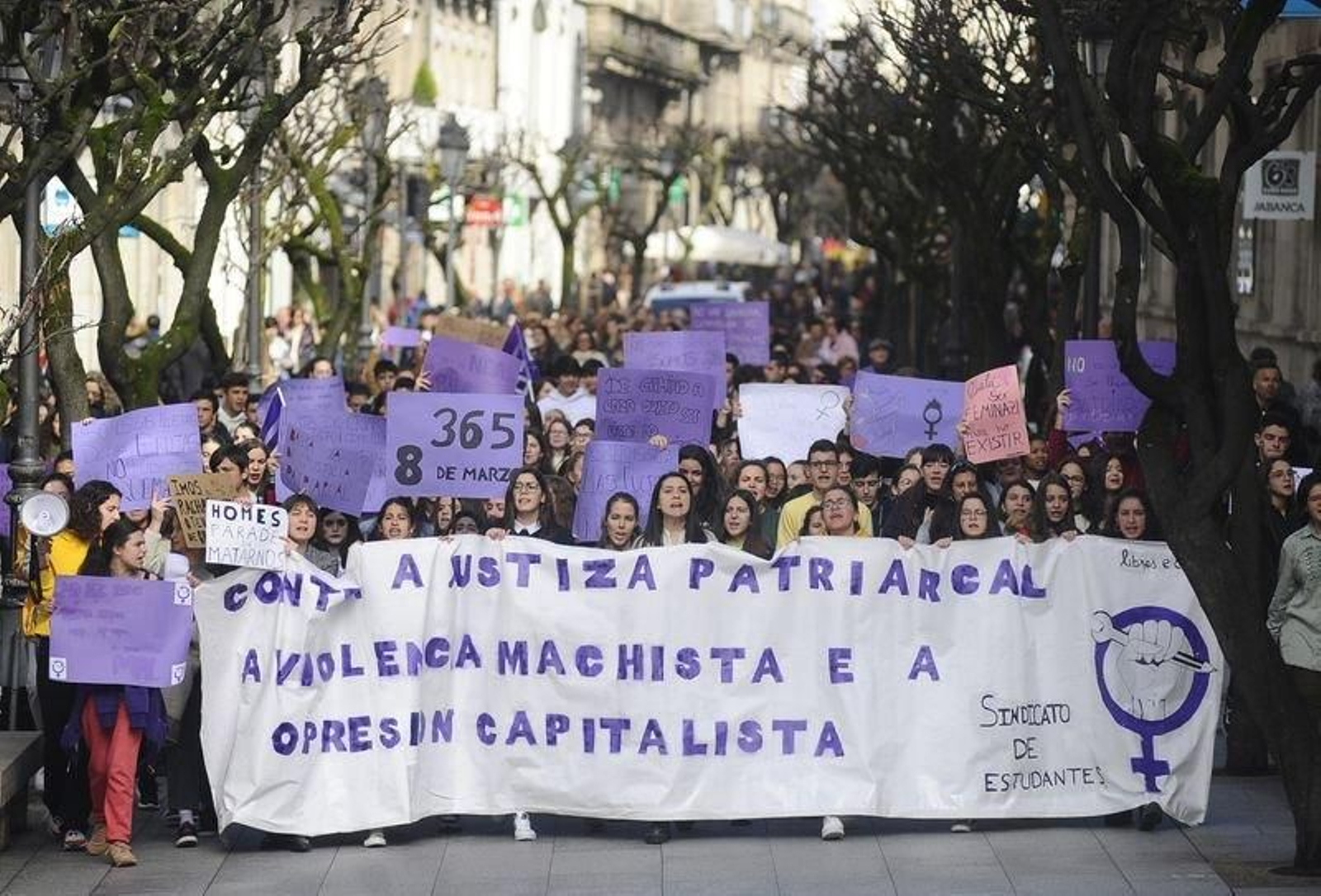 Concentracion 8-M en Ourense