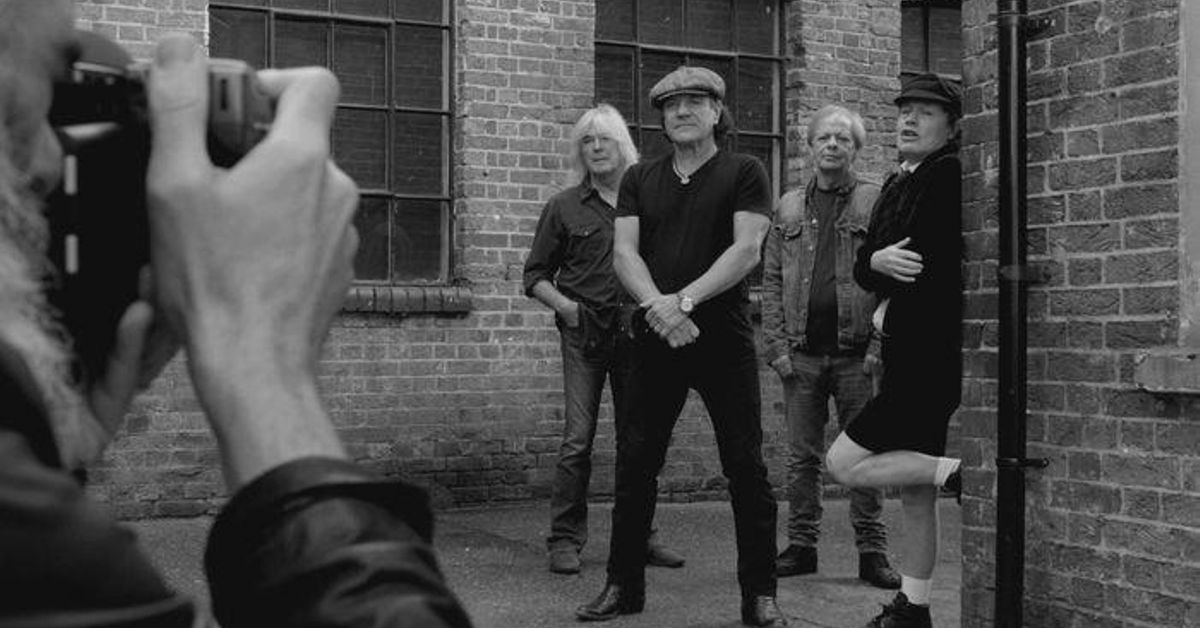 AC/DC cumple 40 años pese a todo