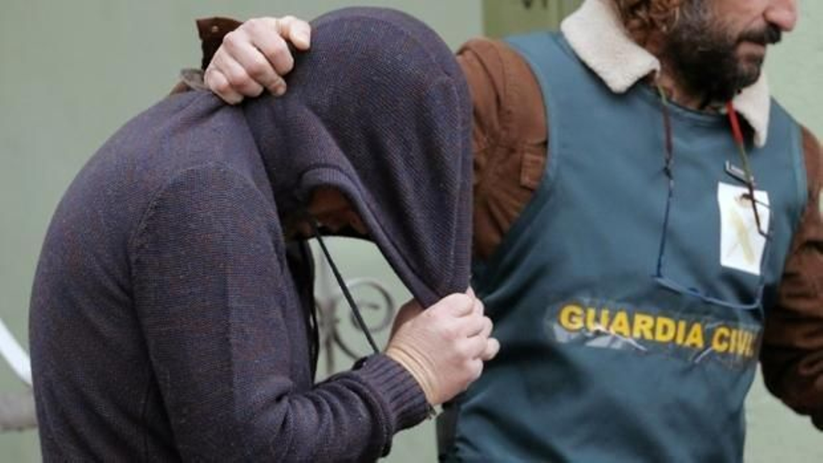 El Chicle, escoltado por la Guardia Civil.