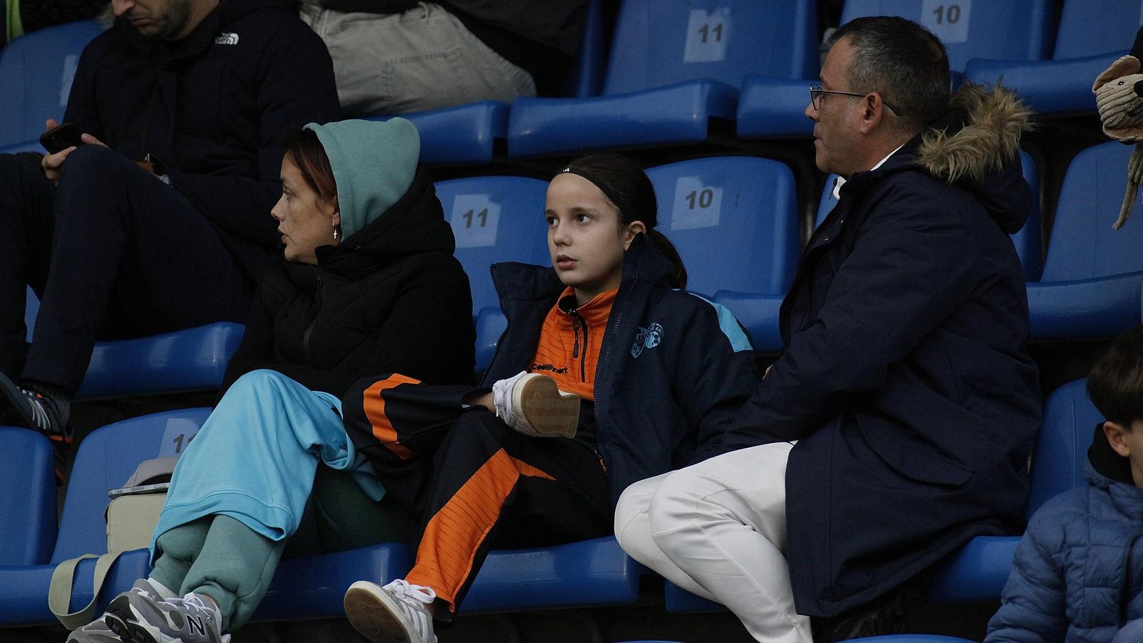 Galería | Tarde de lluvia y fútbol en O Couto para el Ourense CF y CD Guadalajara
