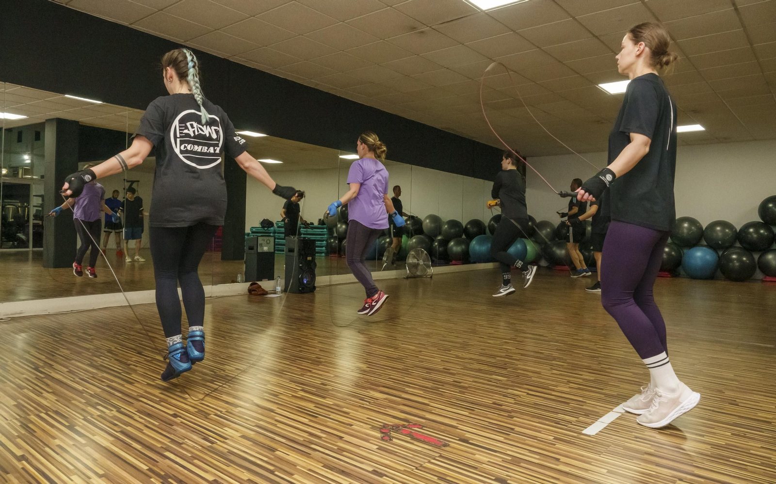 Galería | Así entrenan boxeo en el Gimnasio Arenal