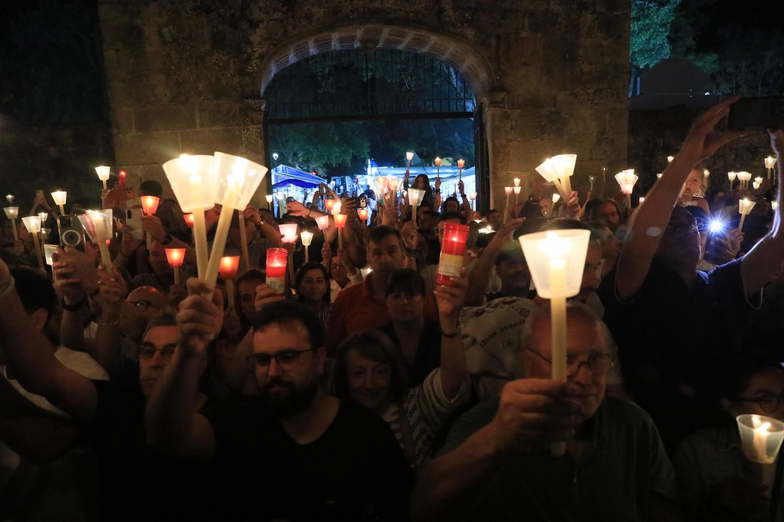 Galería | Un mar de luces iluminó el Santuario de Nosa Señora dos Milagros