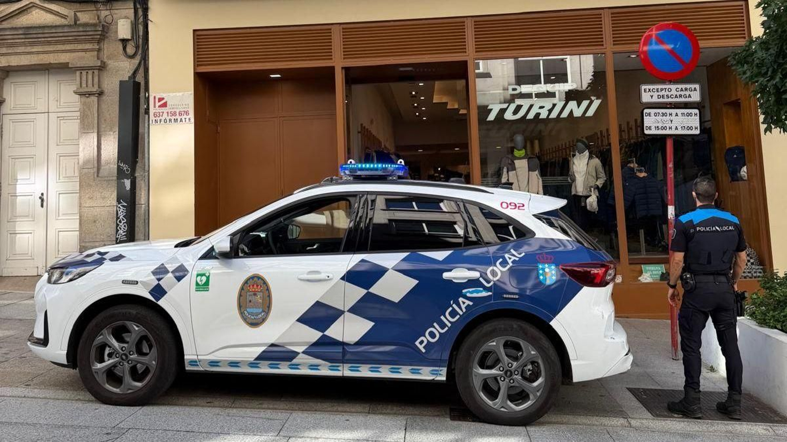 La Policía Local en el comercio ourensano.
