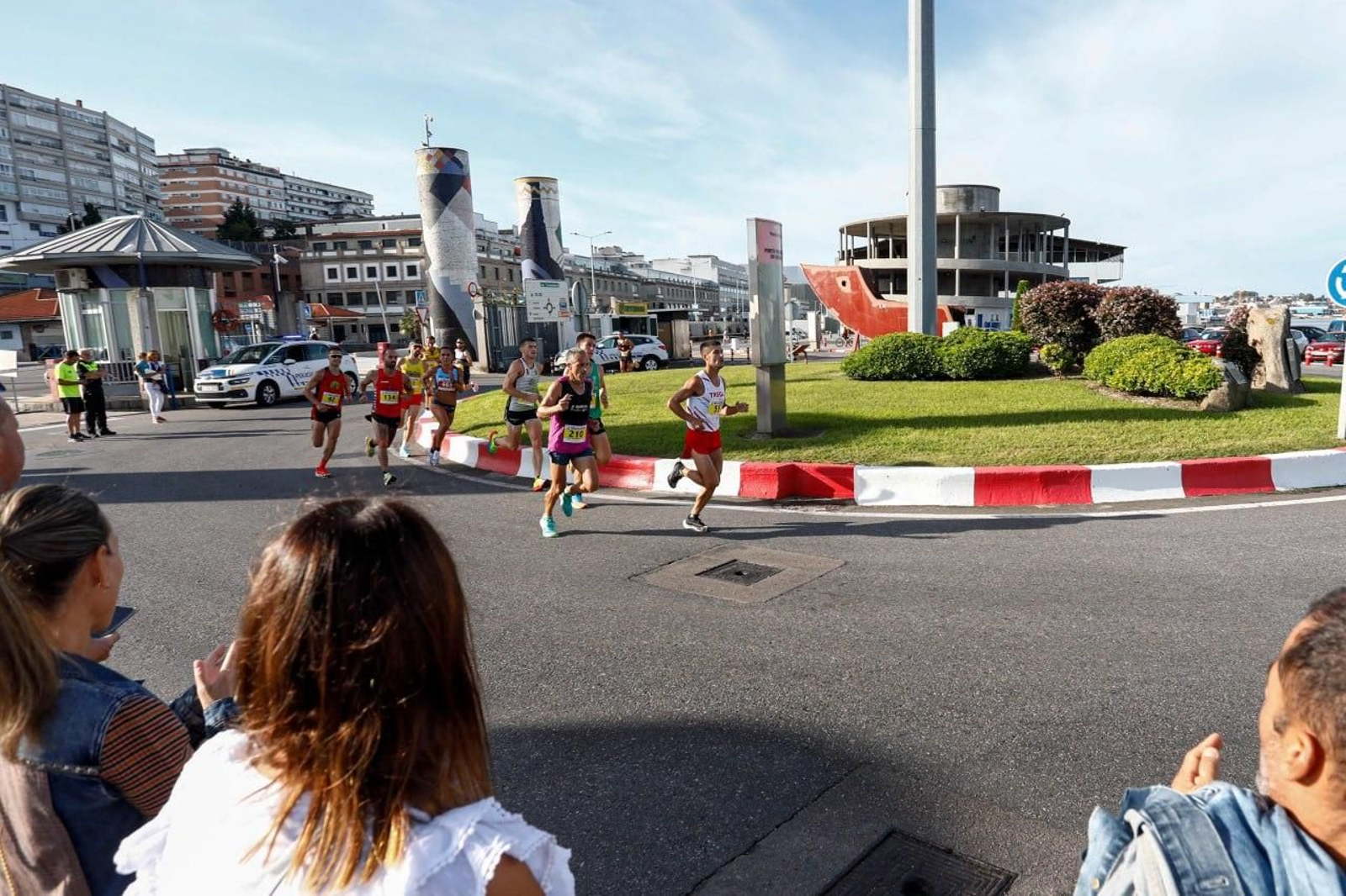 Popular carrera de 10km de O Berbés. // Jorge Santomé