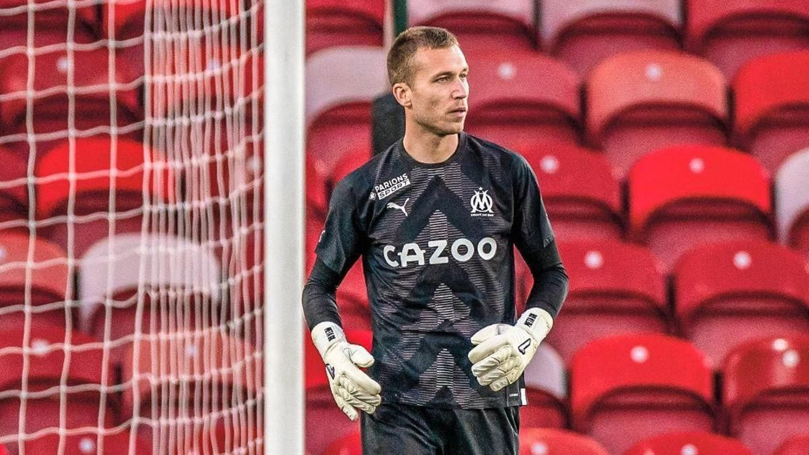 El canterano del Celta en uno de los partidos que disputó con la camiseta del Olympique.