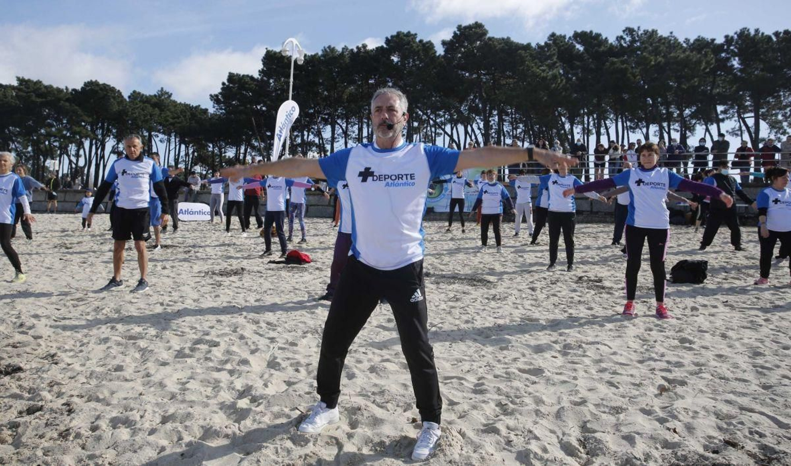 Antonio Domínguez impartirá una clase de taichí este sábado en Samil.
