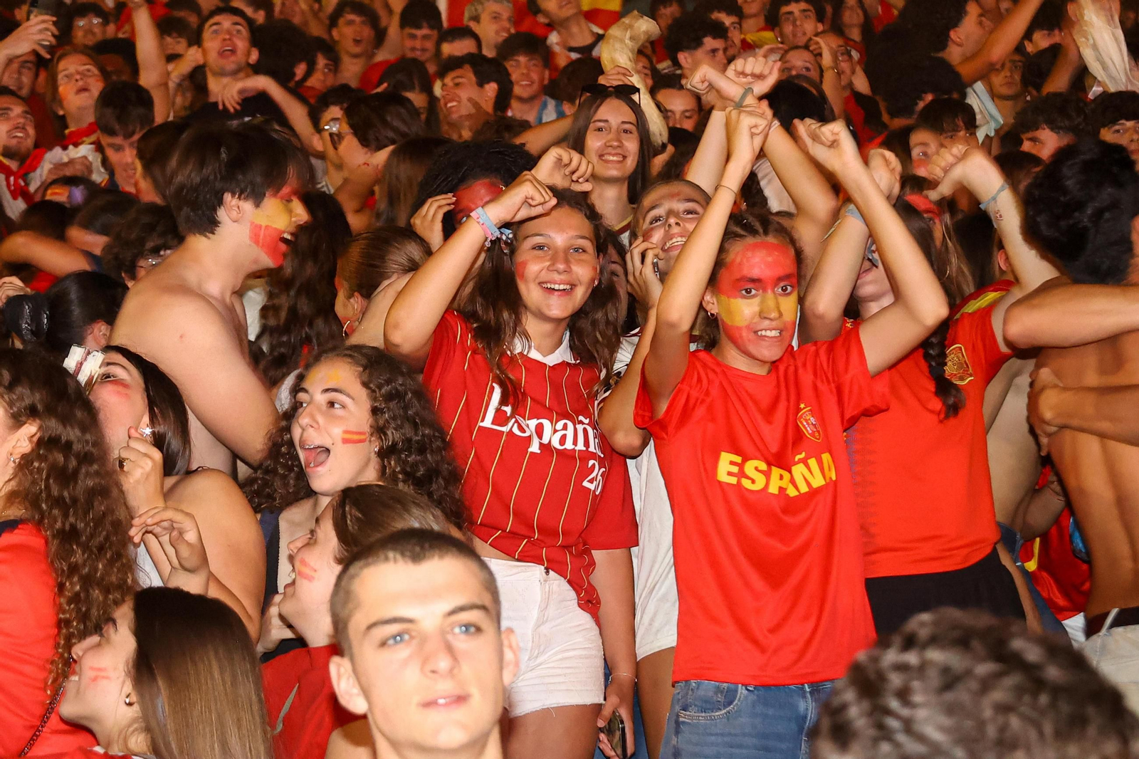 Galería | Vigo celebra la victoria de España en el Mundial 2026