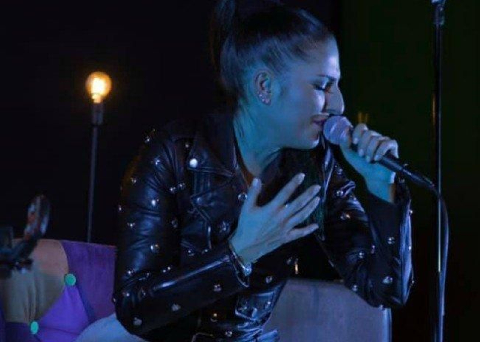 A artista Tania Fuegho actúa esta noite na Arca da Noe, en Vilar de Santos.