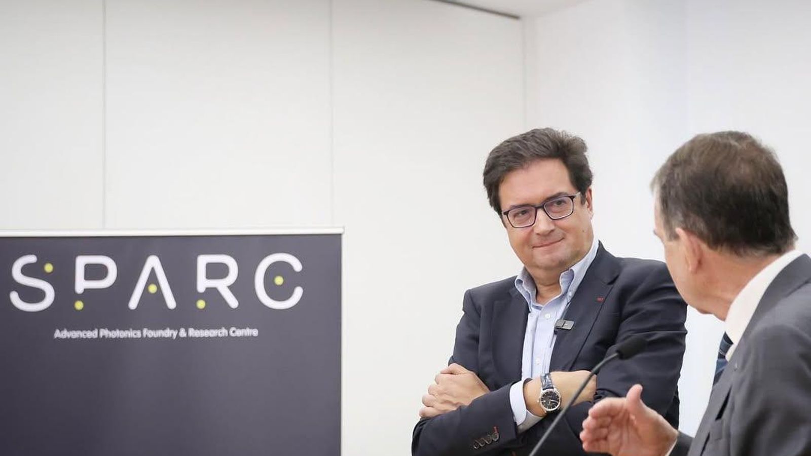 Visita a SPARC del ministro para la Transformación Digital y de la Función Pública, Óscar López, y el alcalde de Vigo, Abel Caballero.