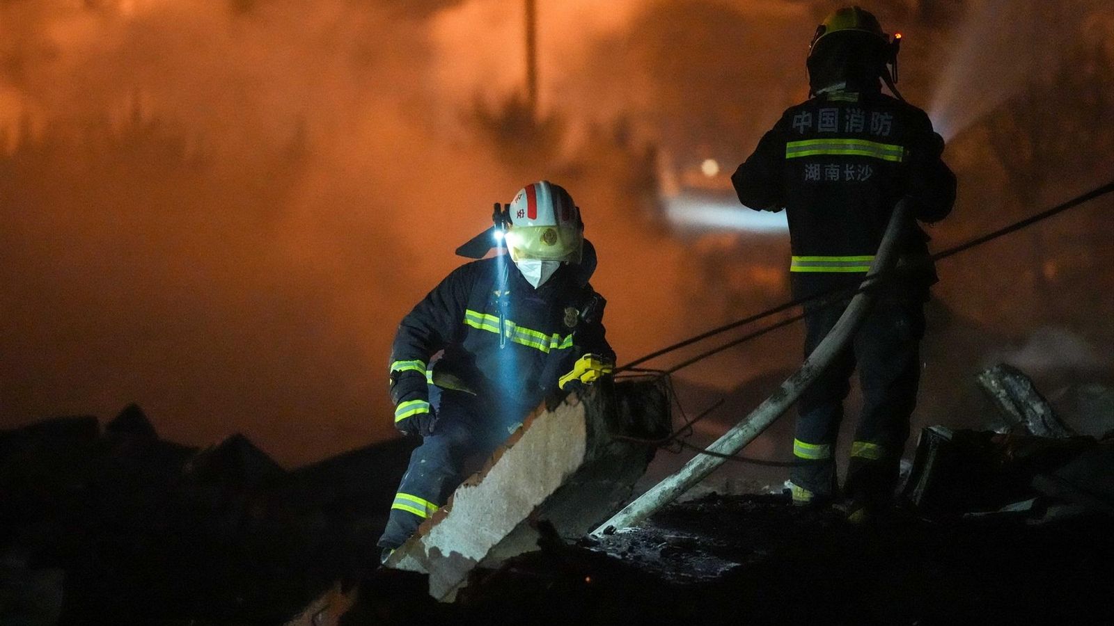 Incendio en una fábrica de fuegos artificiales en China