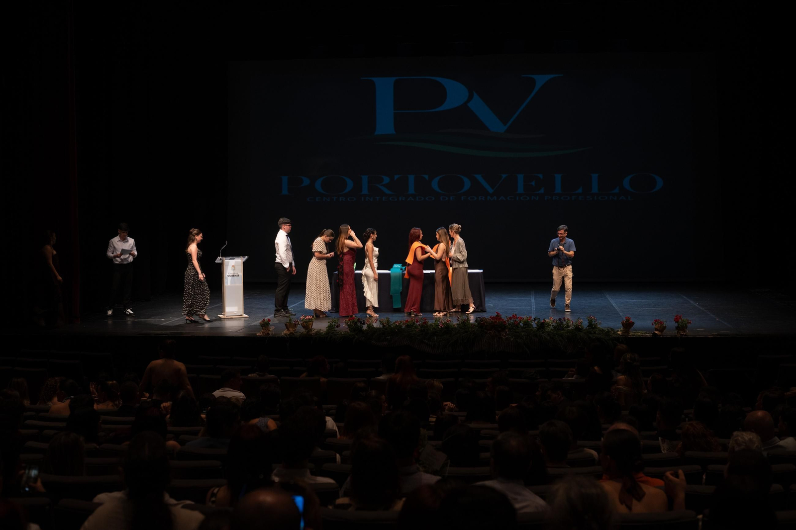 Galería |  Los alumnos del CIFP Portovello celebran su graduación