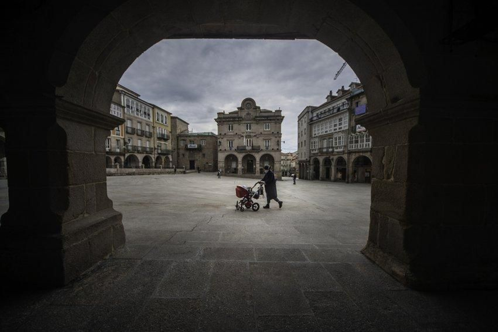 26 de abril. Desfonfinamiento de niños en Ourense. Foto: Martiño Pinal