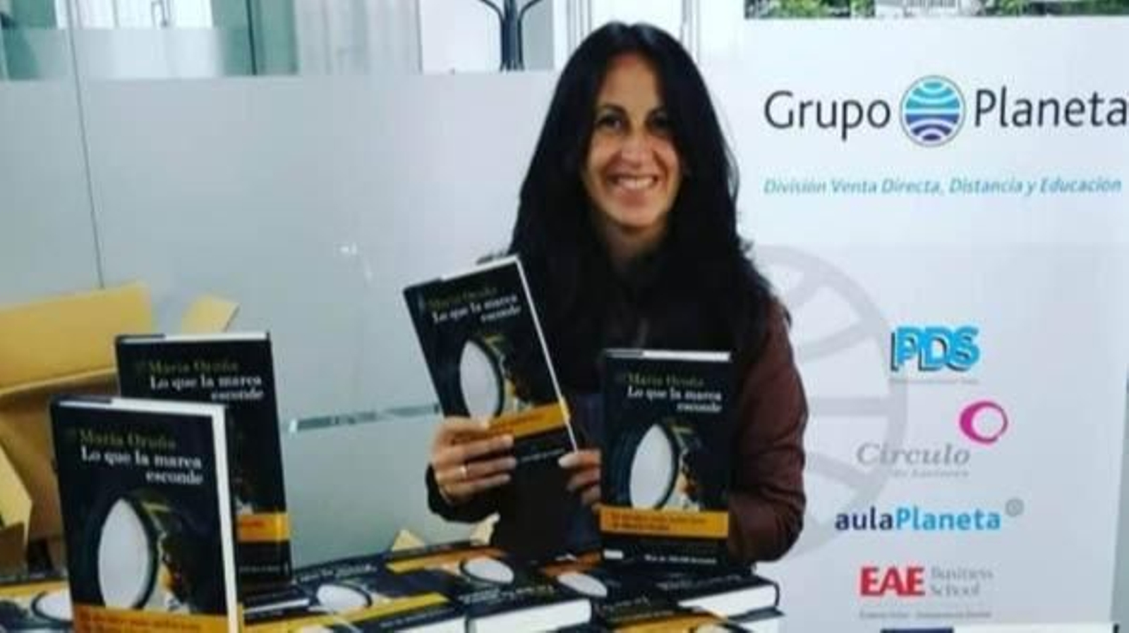 Firmará libros en El Corte Inglés (23) y en la Casa del Libro (25).