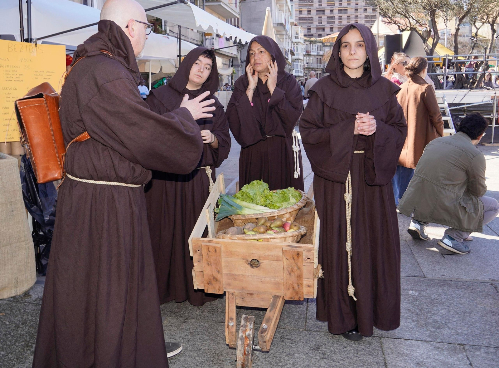Galería | El Casco Vello de Vigo se llena de vida el sábado por la Reconquista