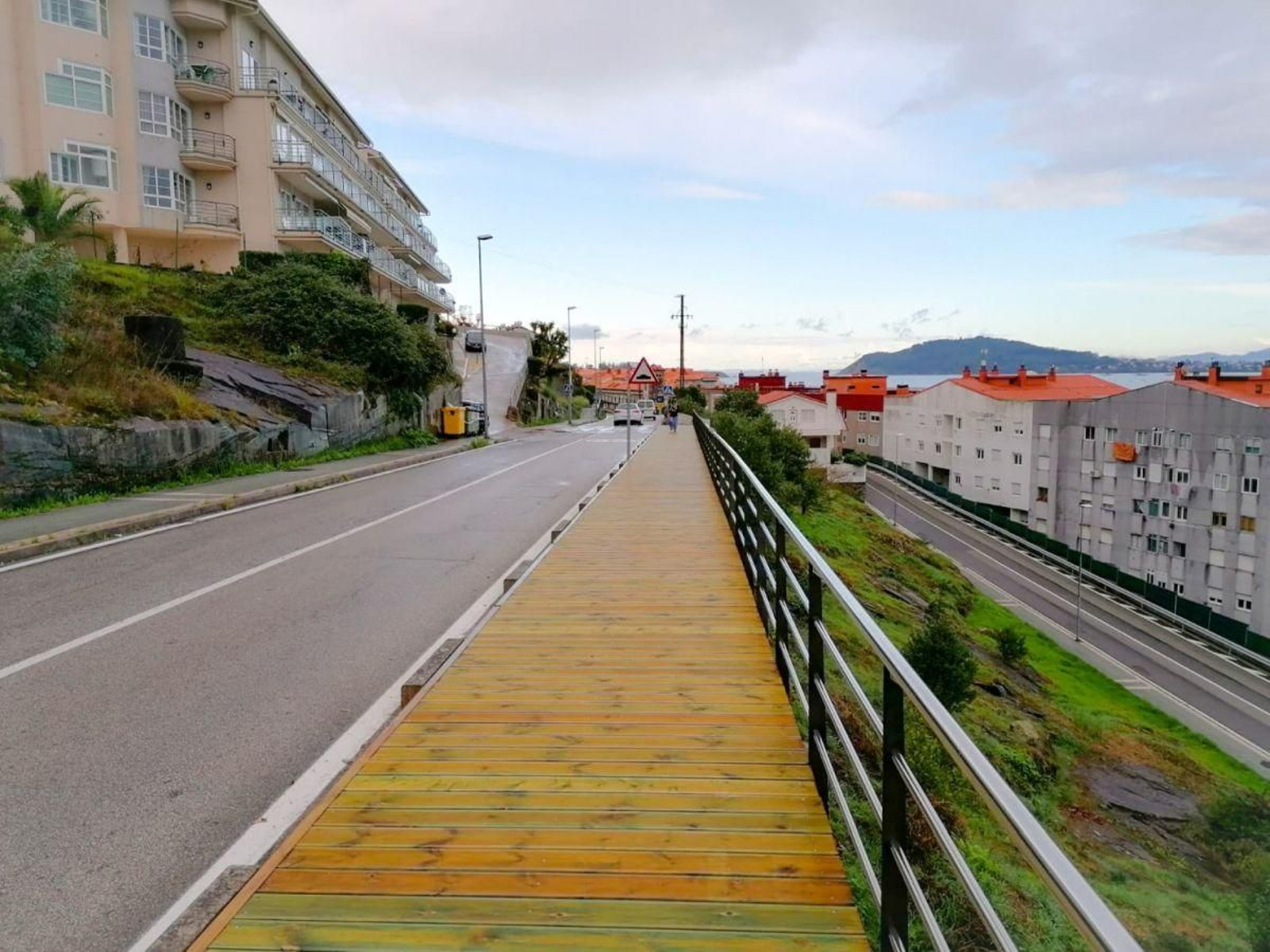 Estado actual de la pasarela de madera.