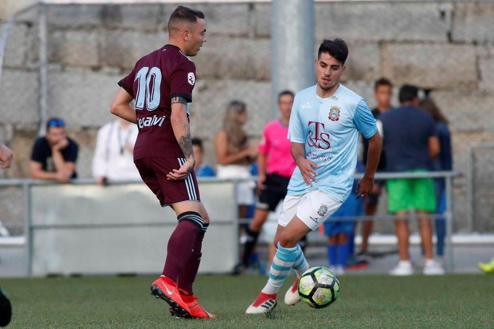 Aspas inaugura campo de futbol _ Lanfoco 18
