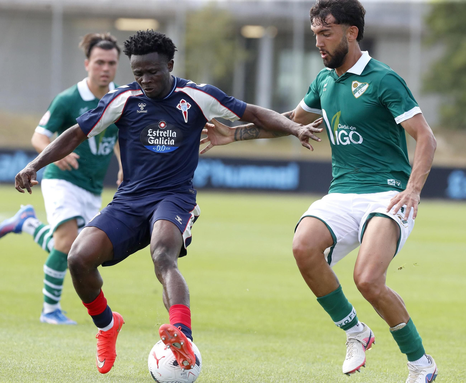 Galería | Celta Fortuna y Coruxo se miden en la pretemporada