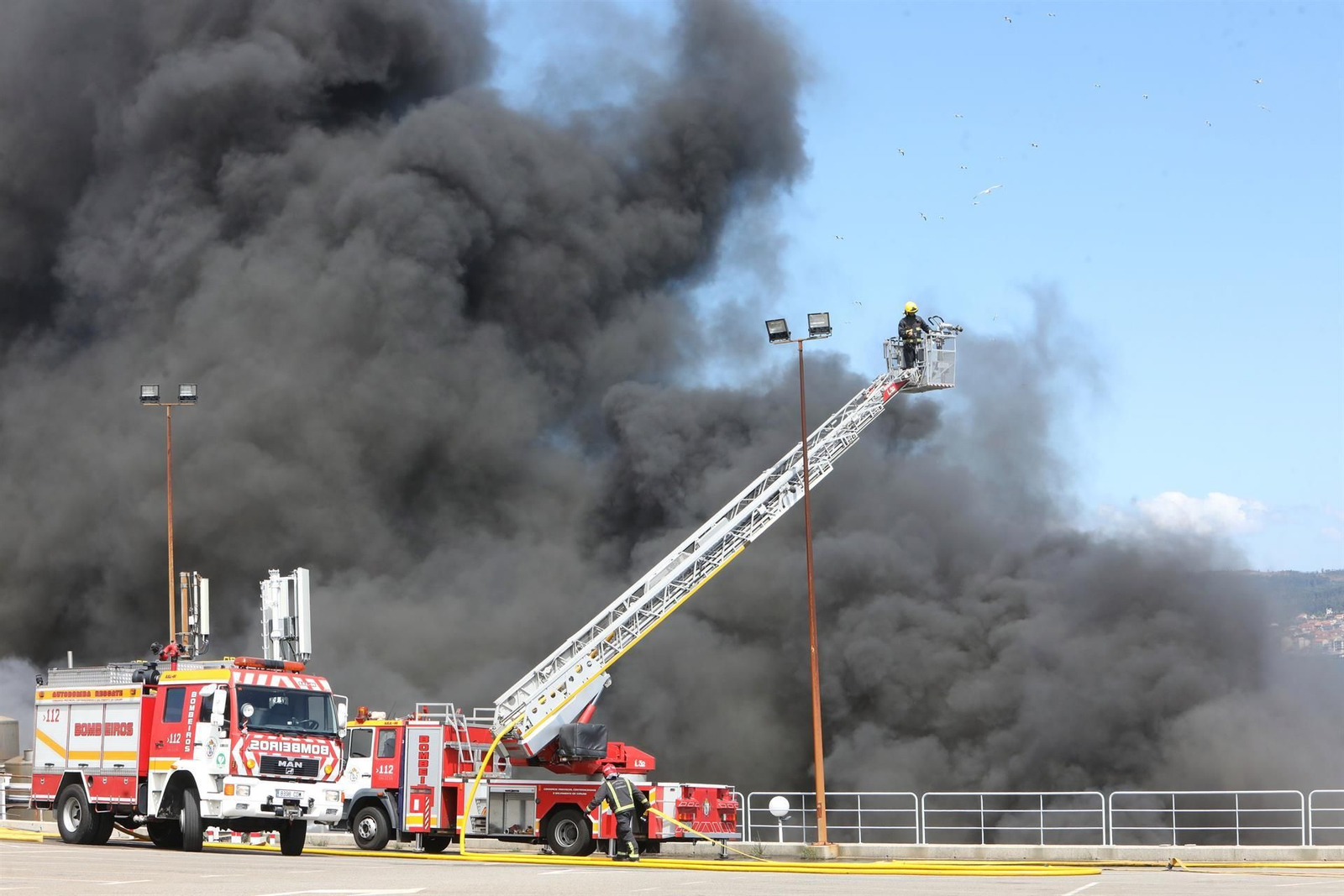 Inceido en la nave de Jealsa Rianxeira.