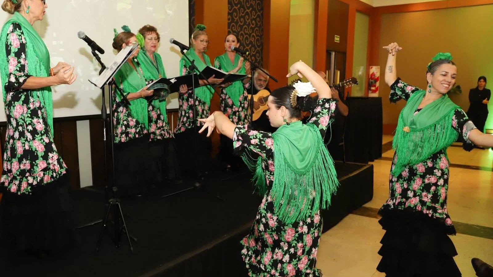 Bailes del coro de Luna y Candela
