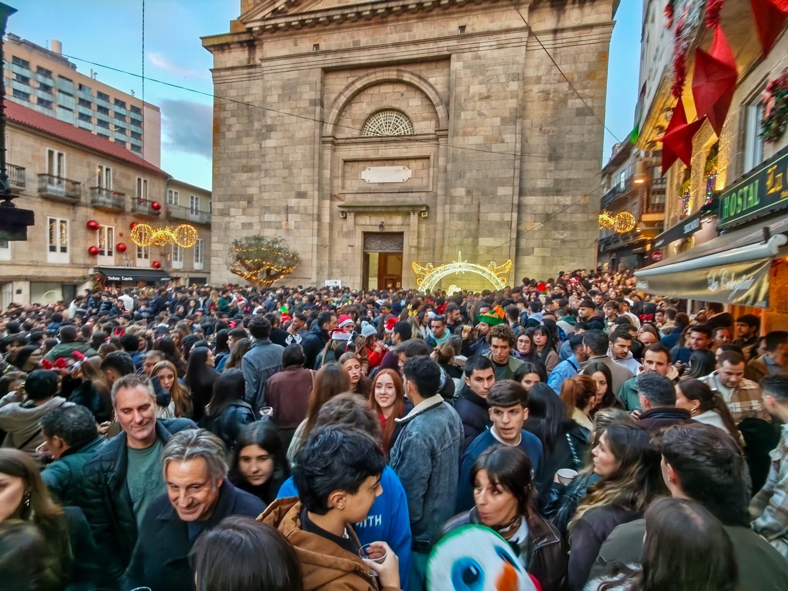 Galería | La Tardebuena rebosa las calles de Vigo