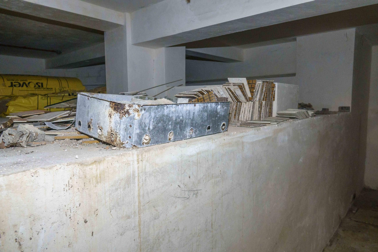 Galería | El interior del búnker nuclear que se esconde en O Castro