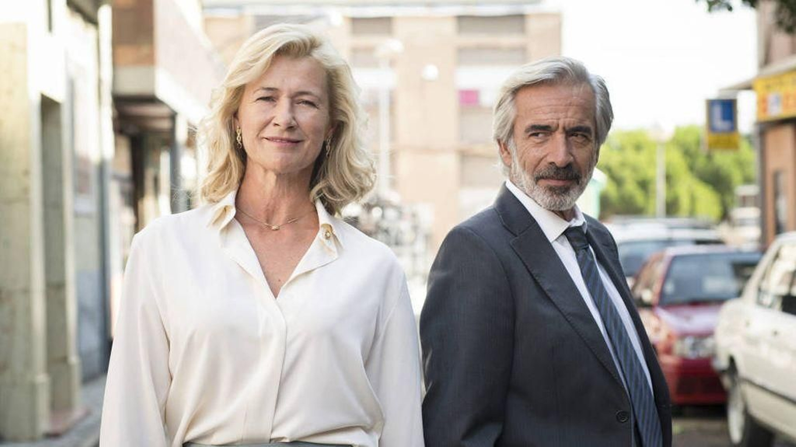 Ana Duato e Imanol Arias, en una imagen promocional de "Cuéntame cómo pasó".