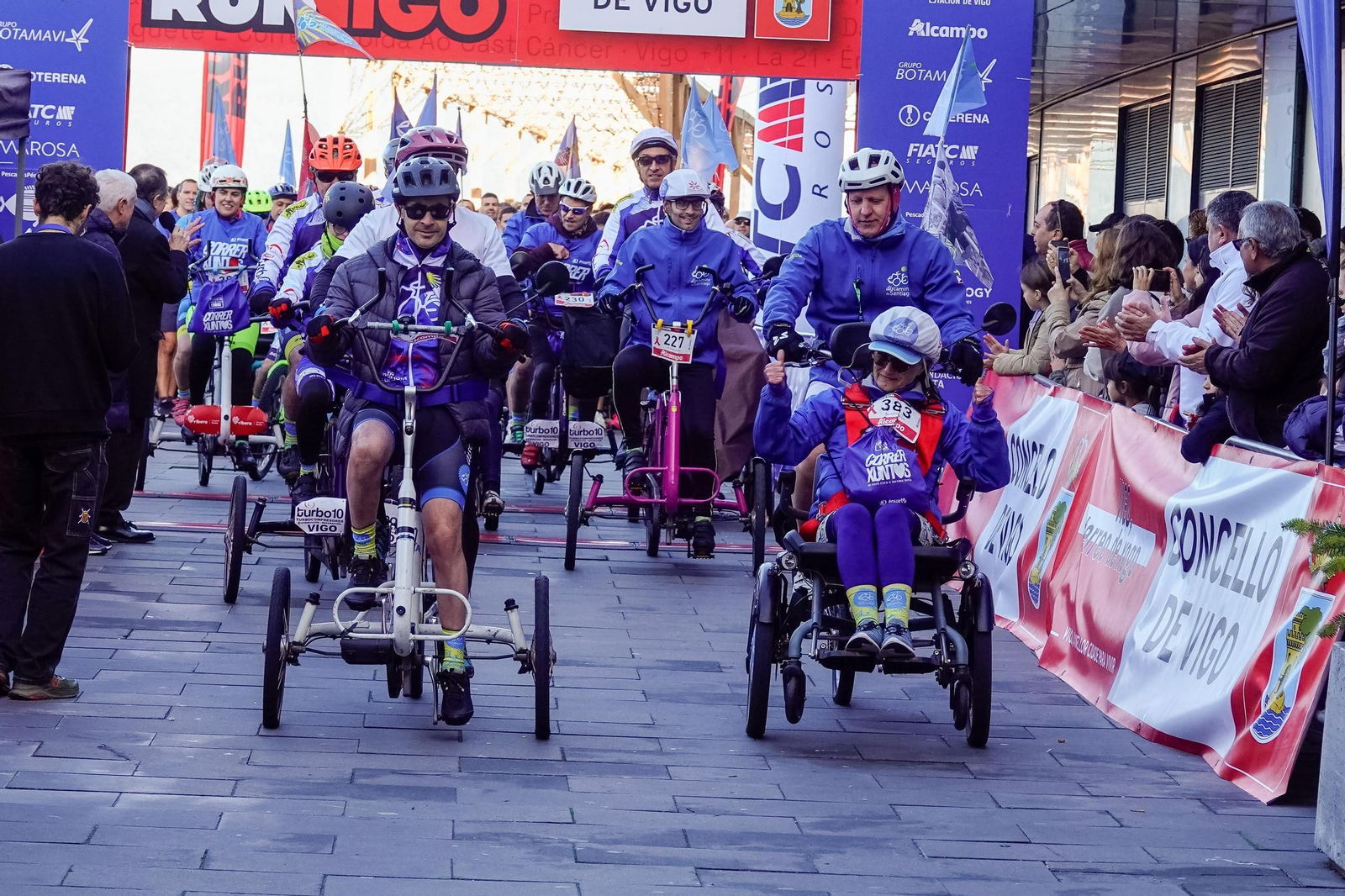 Galería | La carrera popular Érguete e Corre de Vigo bate récord de participación