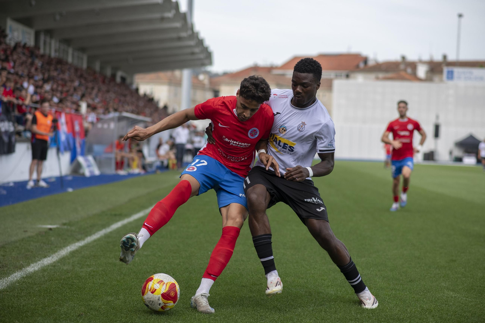 Galería | Las mejores jugadas del partido entre la UD Ourense y la UB Conquense, en imágenes
