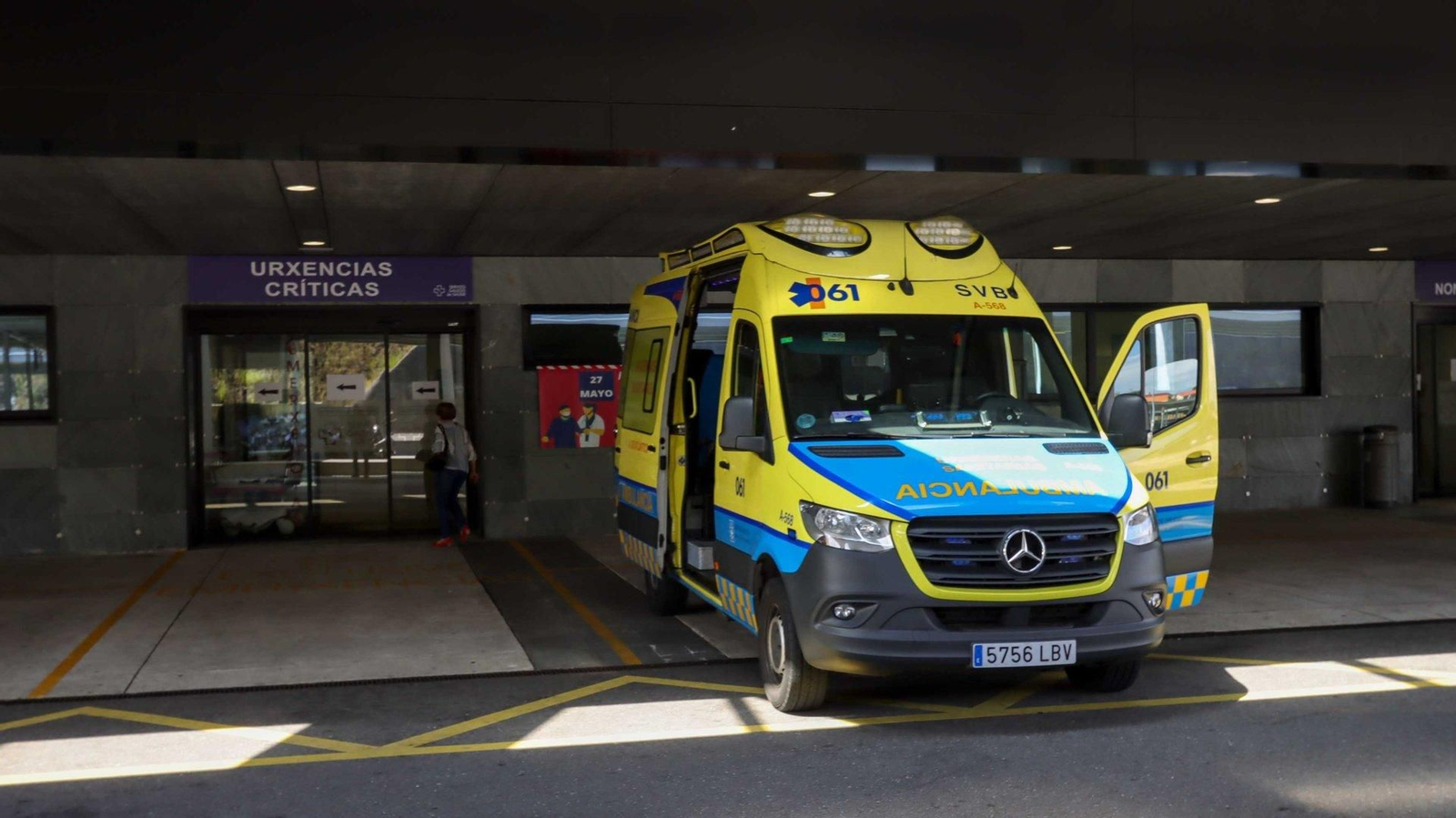 Una ambulancia del 061, en el Cunqueiro.