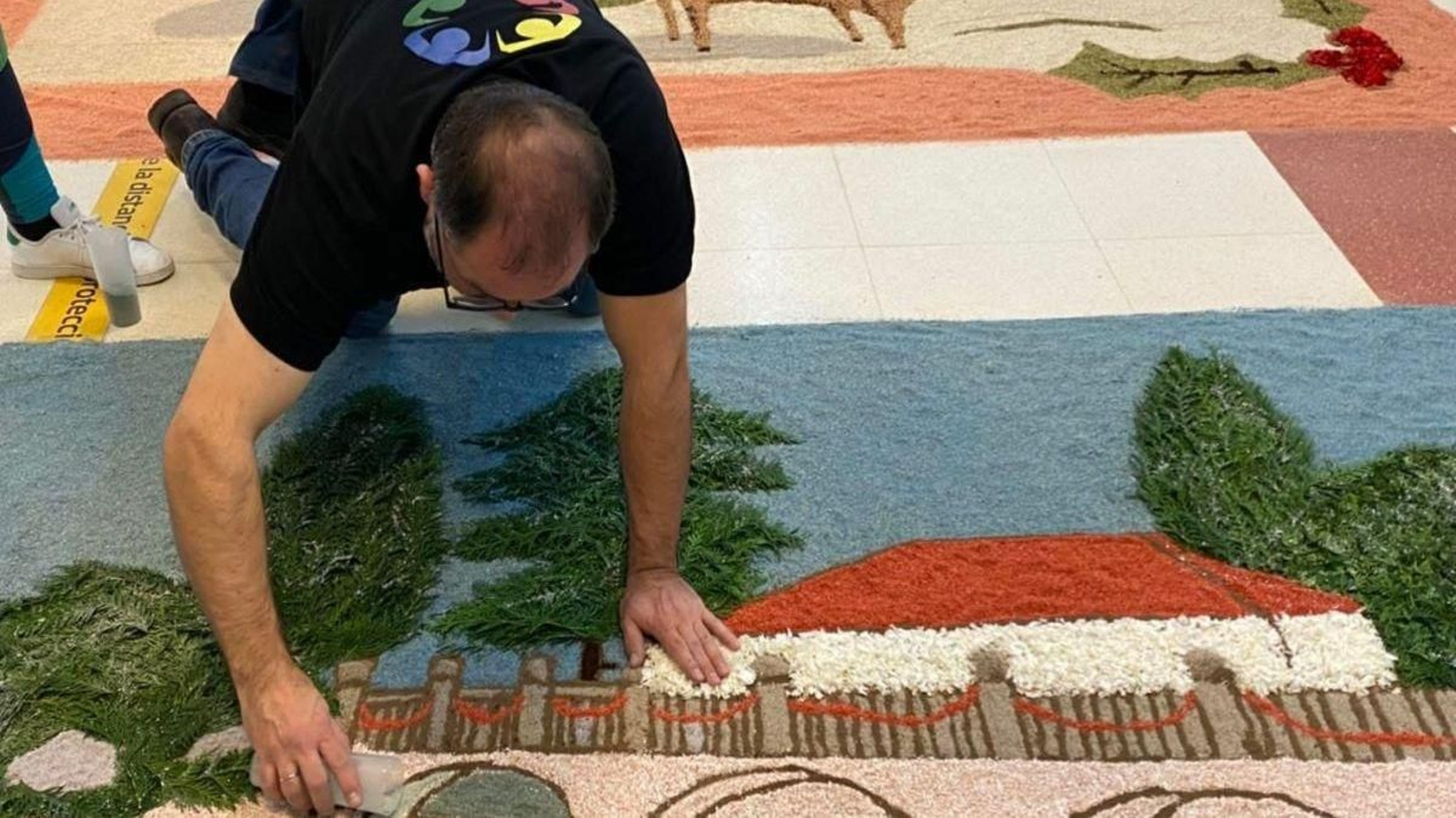 El Corpus San Paio da Estrada lucirá alfombras con técnicas, matriales y temáticas muy diferentes.
