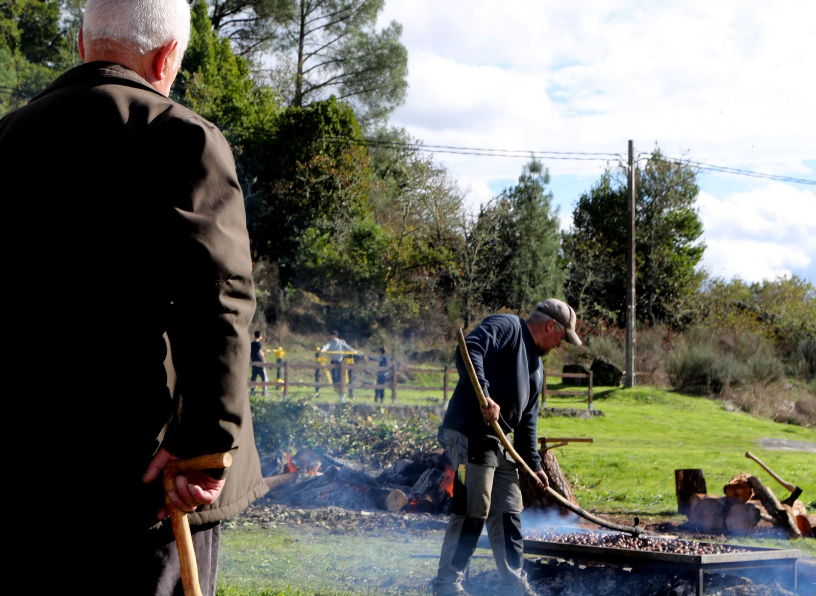 Galería | Castro de Beiro disfruta un año más de su tradicional magosto