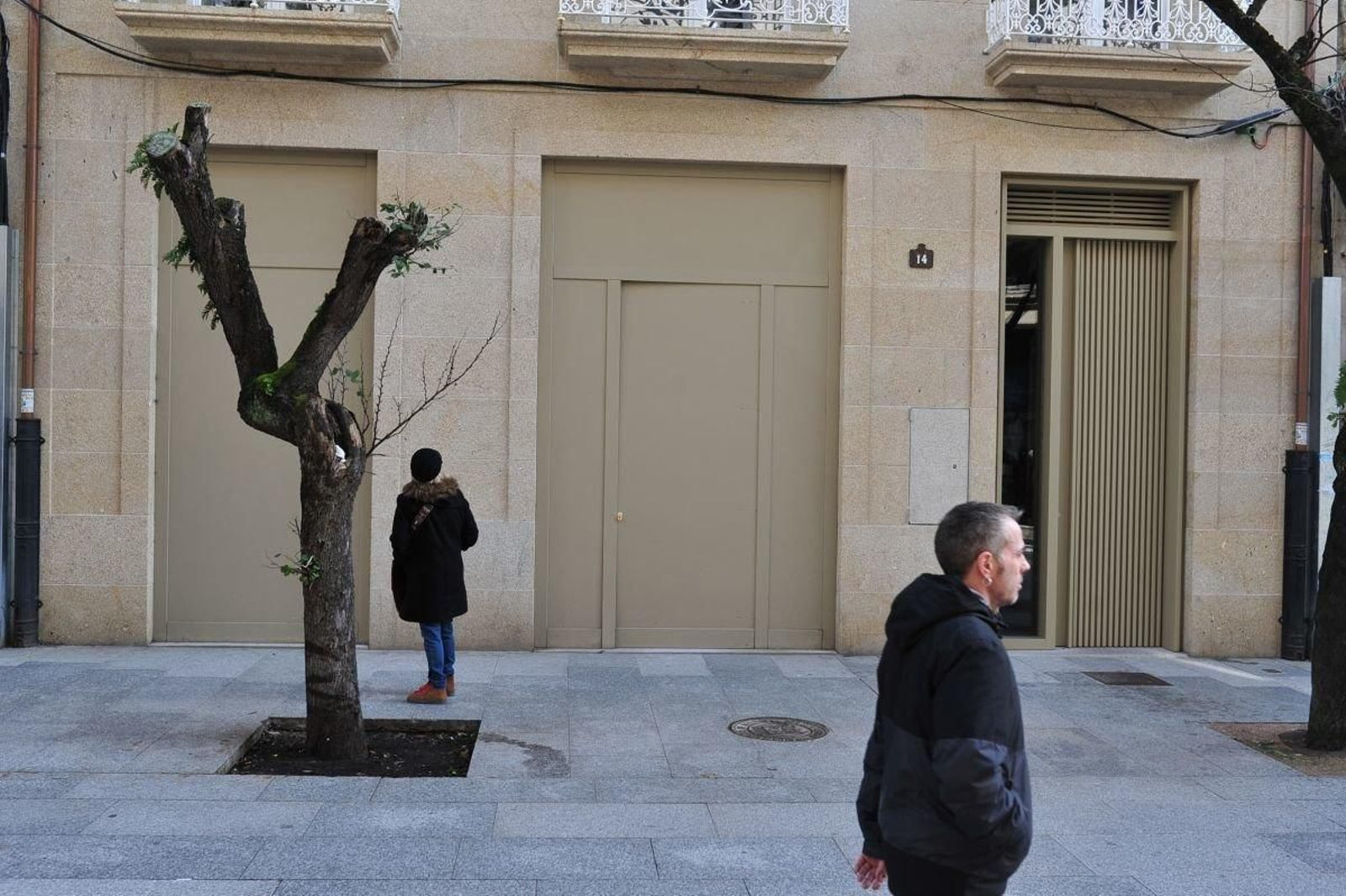 En el local de Paseo 14, de momento vacío, abrirá pronto la marca Tezenis (foto: José Paz).