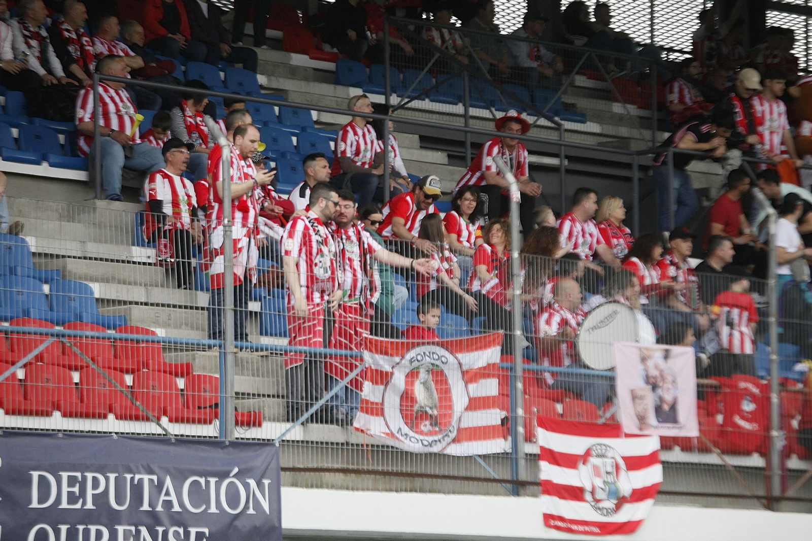 Galería | O Couto rugió ante un victorioso Ourense CF