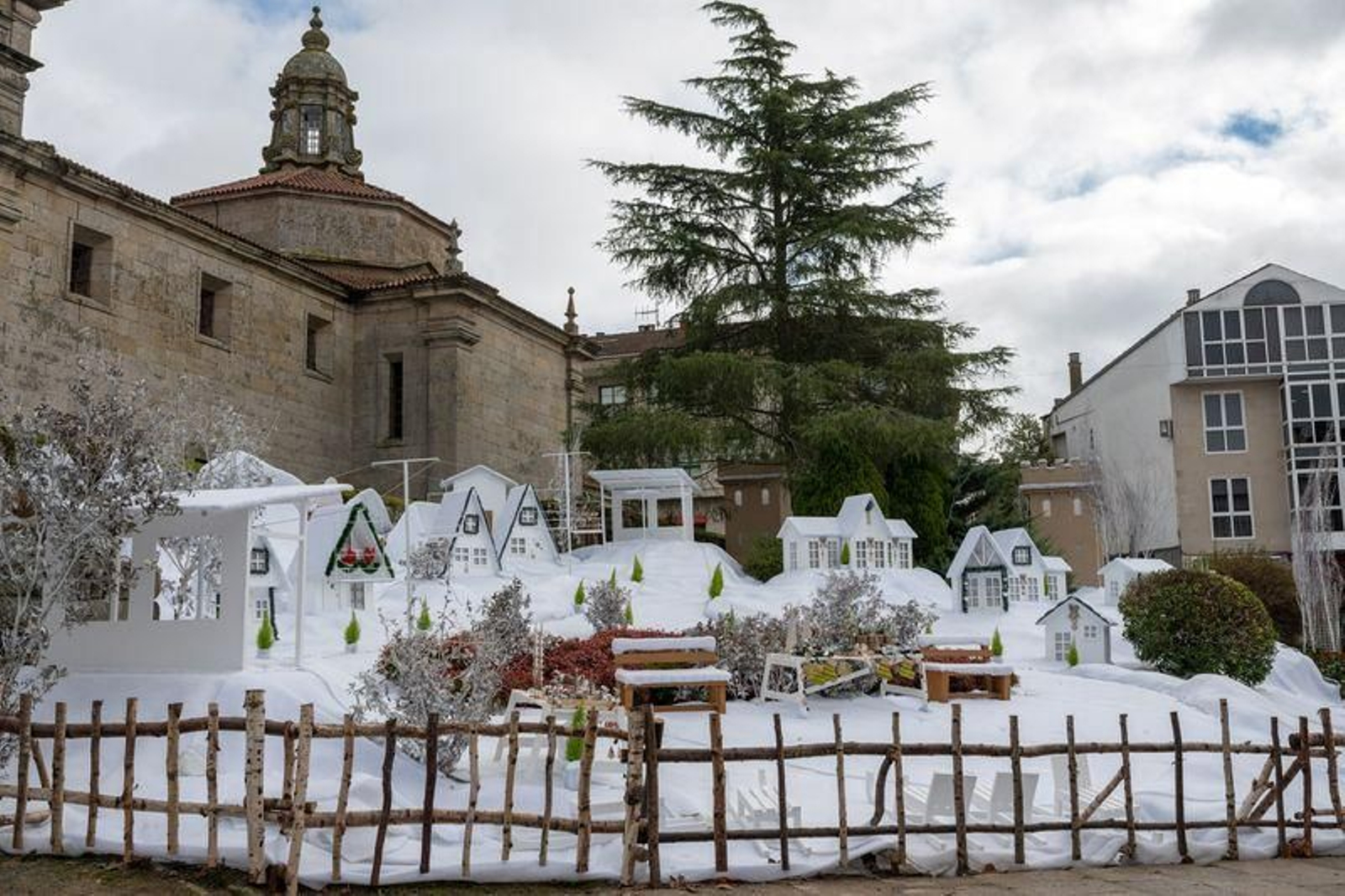 La decoración navideña en Allariz (ÓSCAR PINAL)