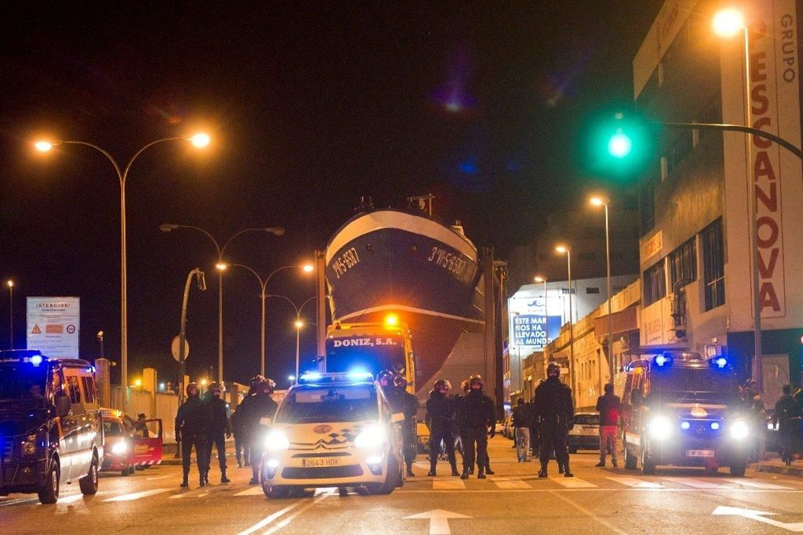 Traslado del barco Alfageme a Coia Foto Lanfoco 05