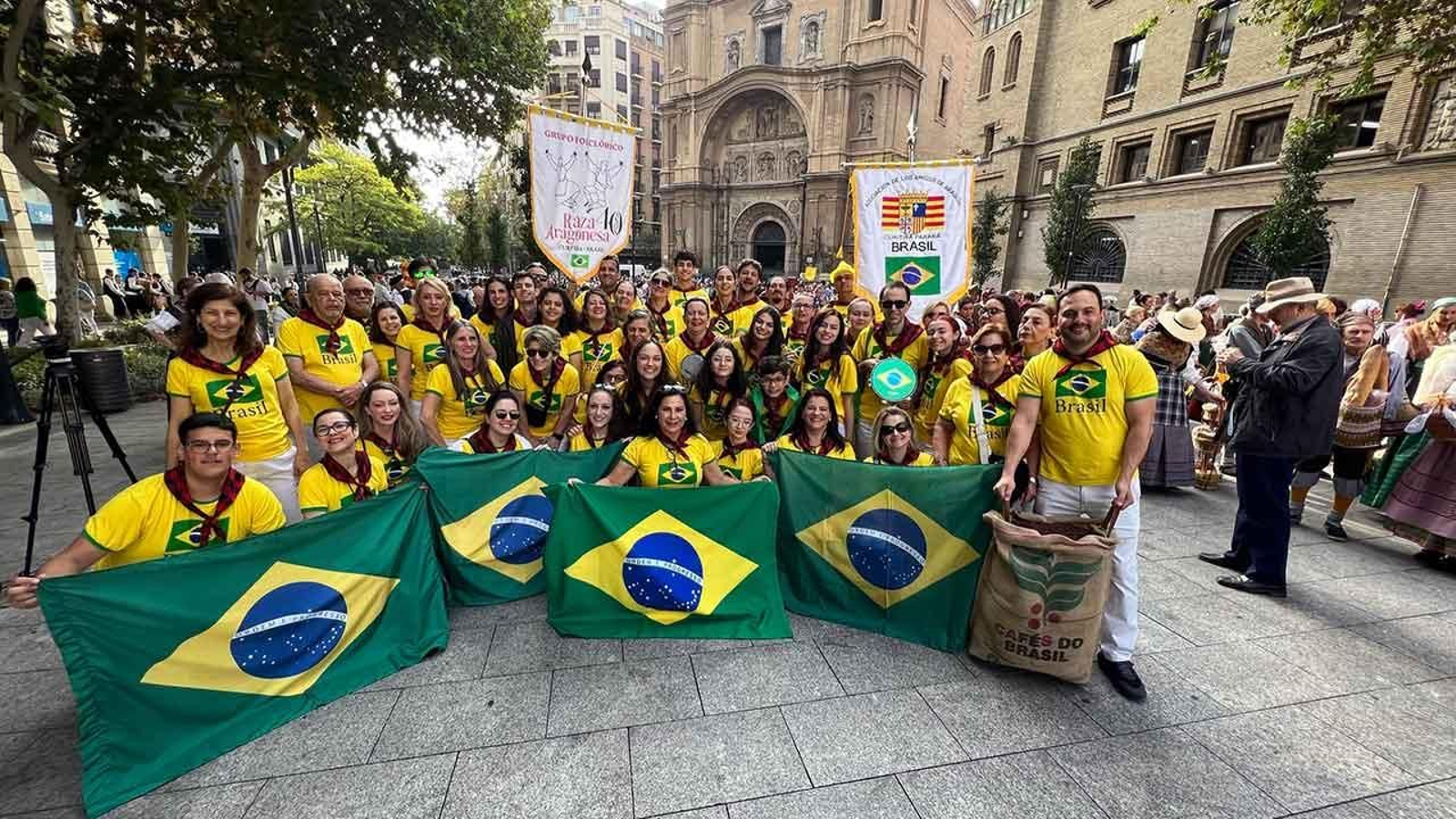 La colectividad de Curitiba durante uno de sus encuentros