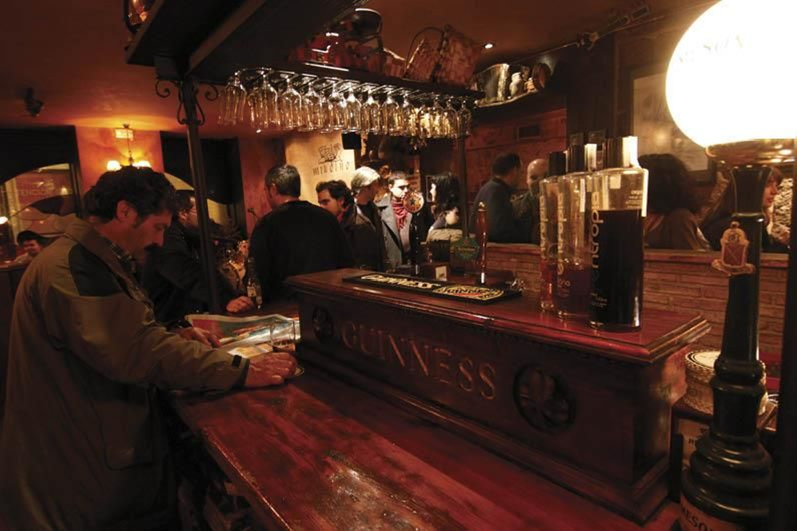 Imagen de archivo del interior del pub Miudiño. (FOTO: XESÚS FARIÑAS)