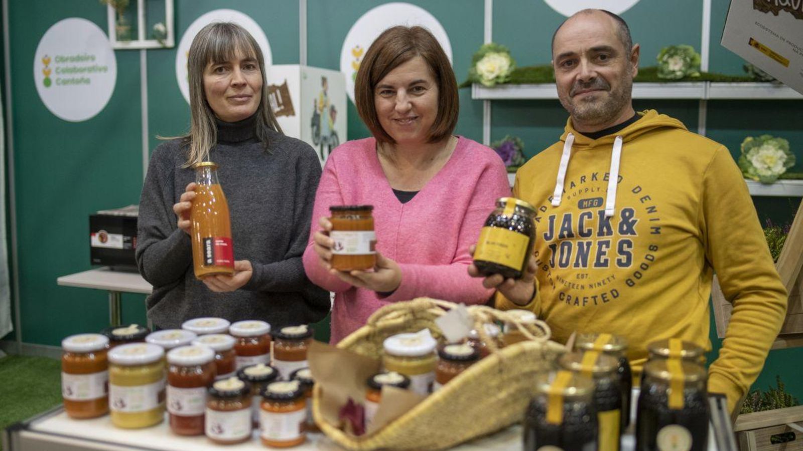 Uno de los stands en los que se ofrecen productos artesanos.