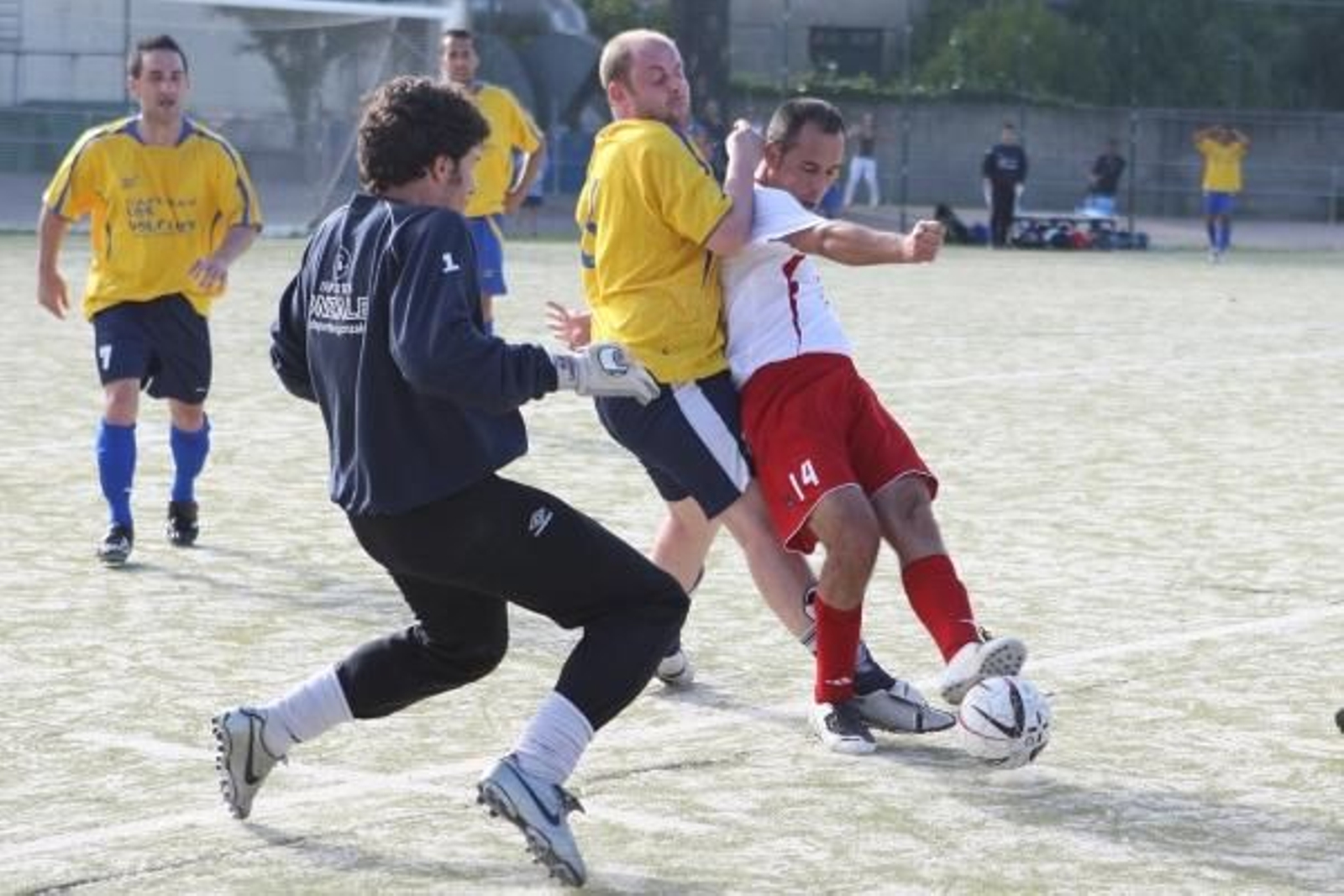 La jornada de fútbol-7 la disputaron hasta diez equipos. foto: j.v.landín