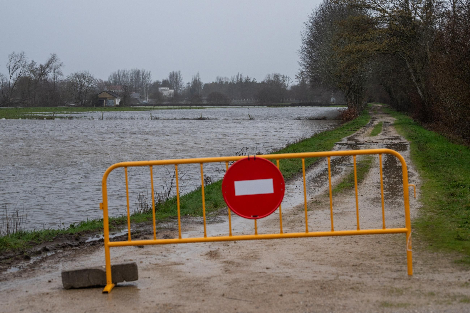 Imagen de Xinzo de Limia anegado por las intensas lluvias.