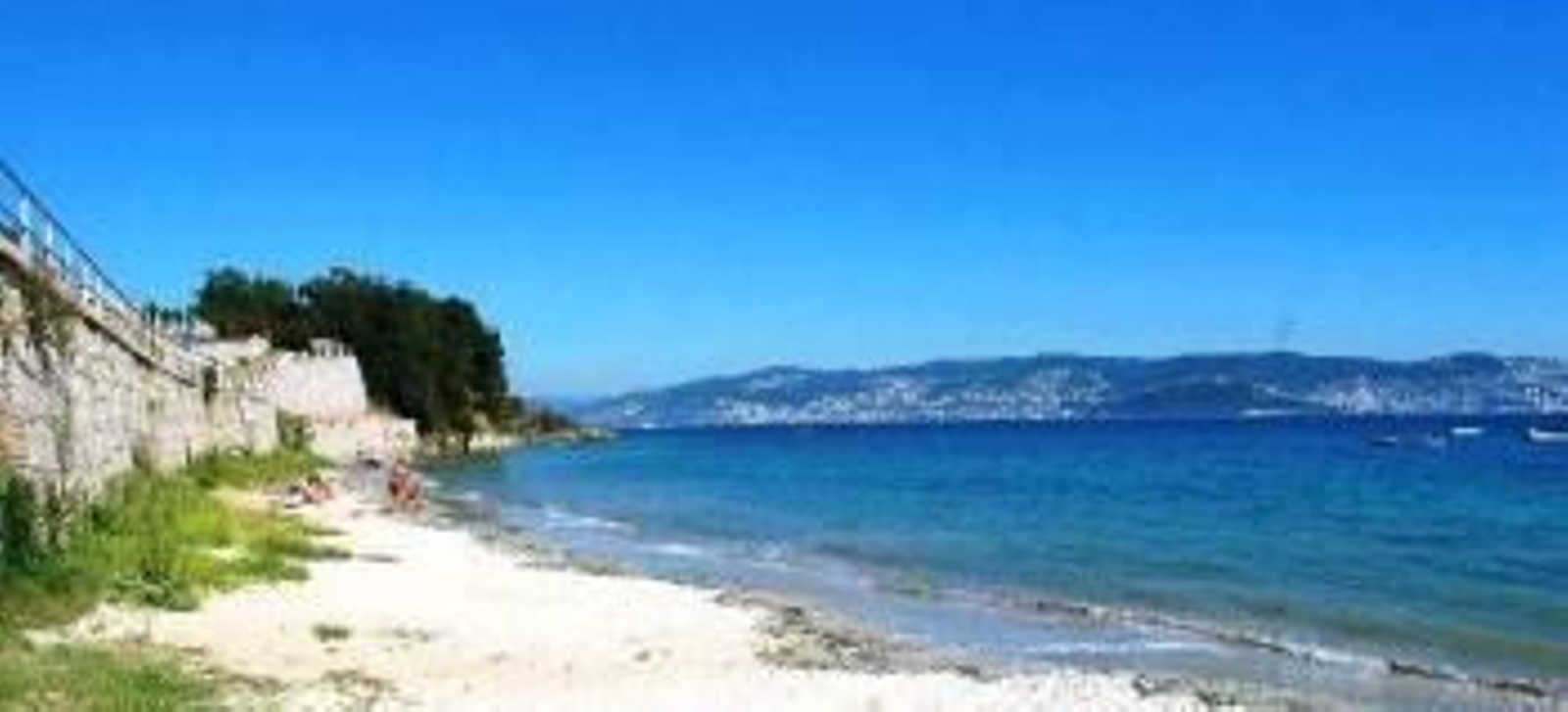 La playa de Tirán, muy próxima a la casa de O Foxón.
